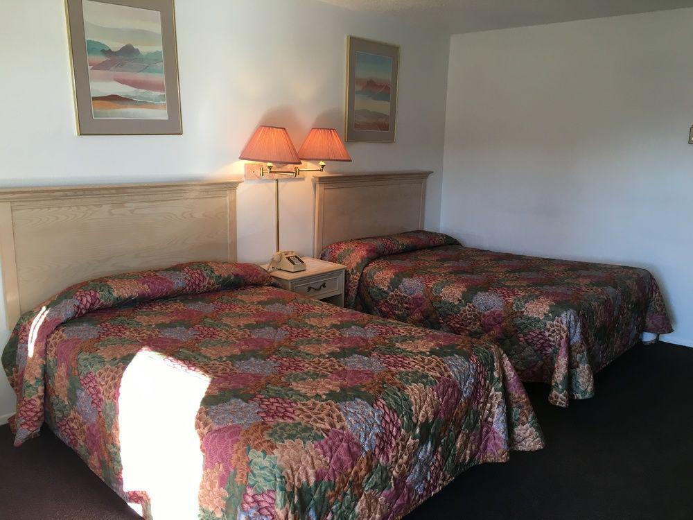סילבר סיטי Copper Manor Motel מראה חיצוני תמונה