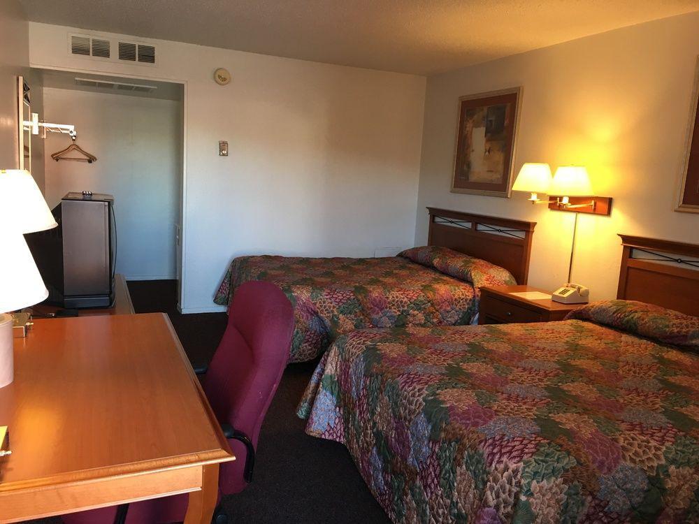 סילבר סיטי Copper Manor Motel מראה חיצוני תמונה
