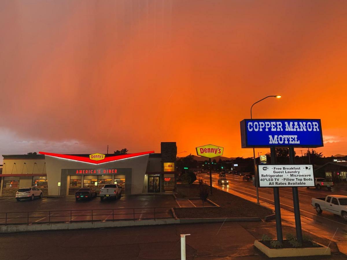 סילבר סיטי Copper Manor Motel מראה חיצוני תמונה